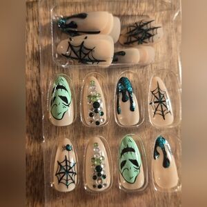 Halloween Nude & Emerald Green Press On